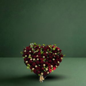 Adsız tasarım (15) 81 Adet Gül & Çikolata Kutusu